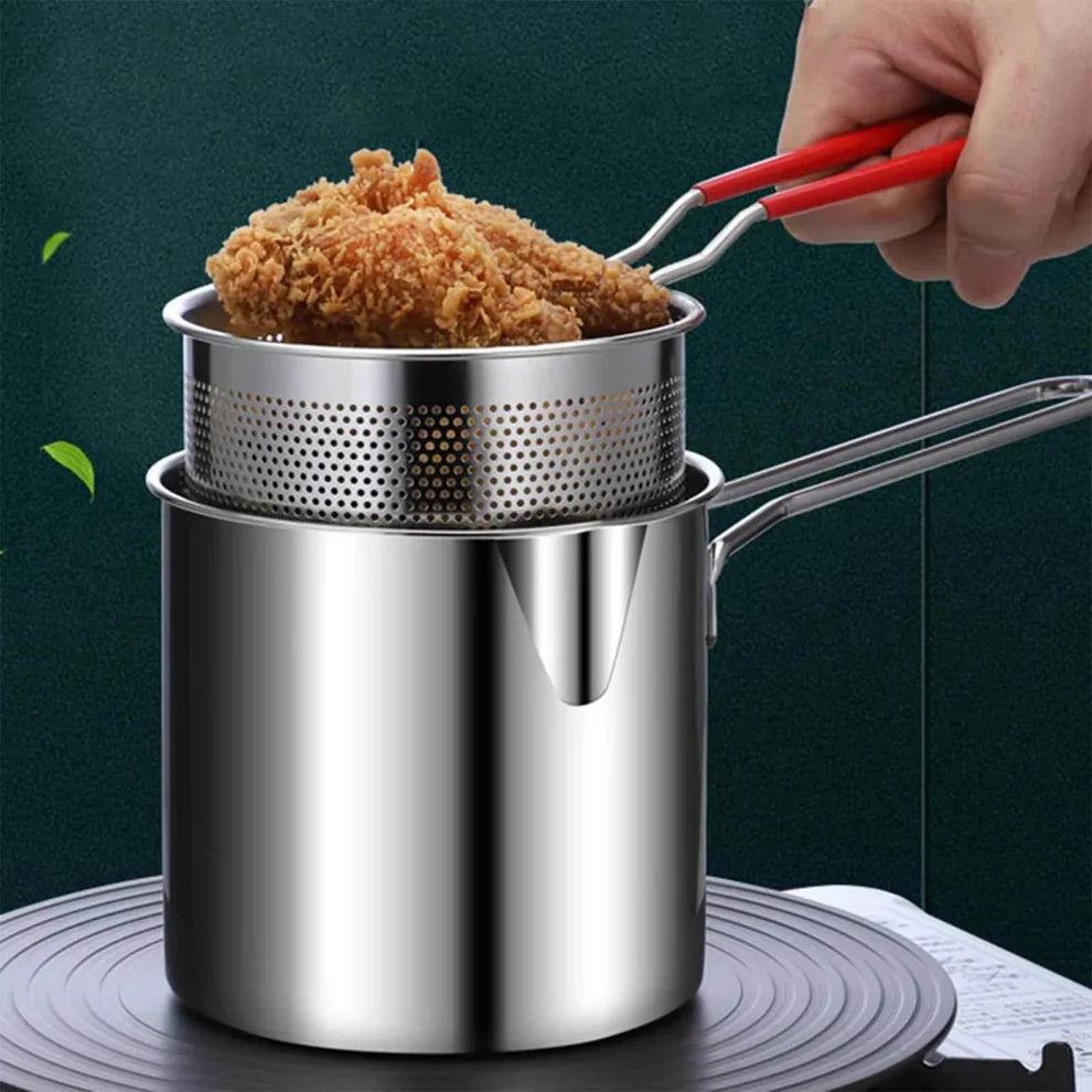 Combo Offer Buy Oil Frying Pot with Basket Get 6pcs Silicon Stretch Lids Free (Save Rs800 Now)